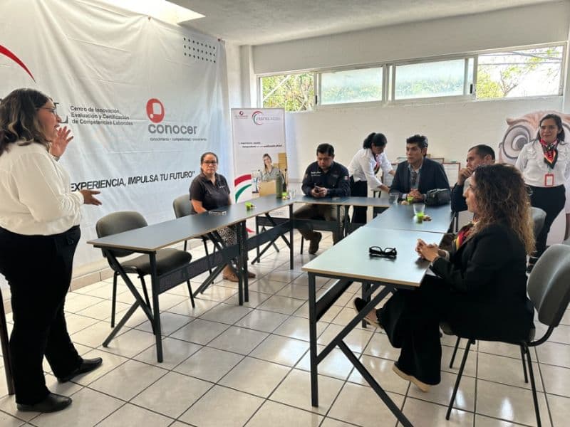 Shaddai, Manos Trabajando por Amor a Ti — imagen 1
