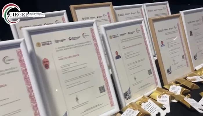 Entrega de la segunda generación de certificados de CIECEL
