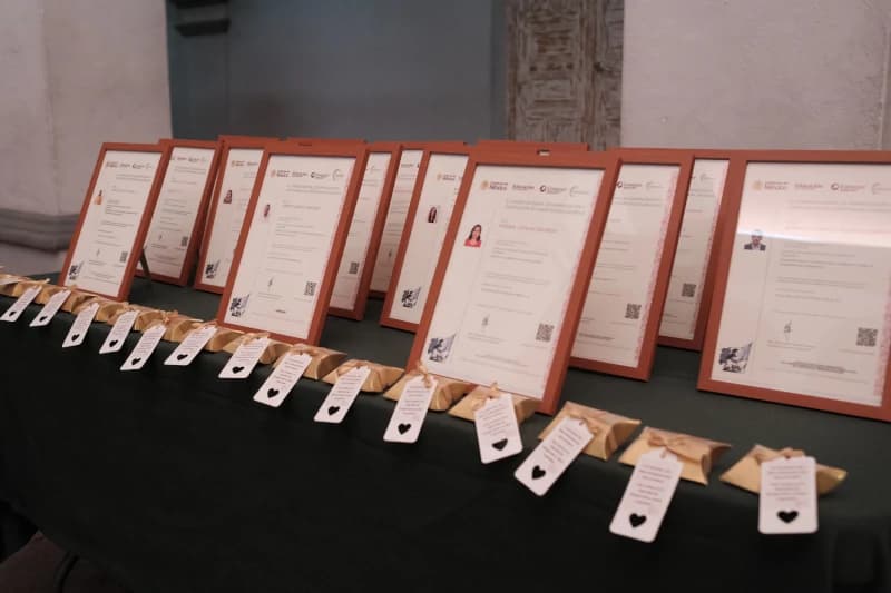 Primera generación de especialistas certificados CIECEL — imagen 1