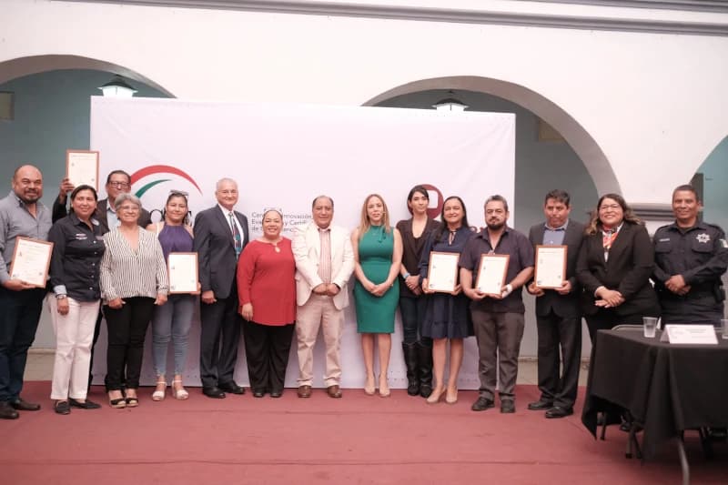 Primera generación de especialistas certificados CIECEL — imagen 4